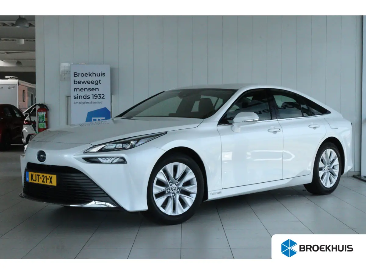 Dynamic | 10 Jaar Fabrieksgarantie | Adapt. Cruise | Stoelverwarming | Camera | Elektr. stoelen | Navi | Carplay | Climate