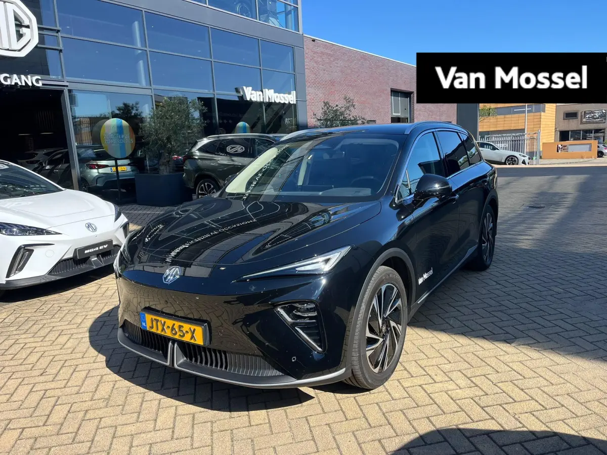 Luxury 4WD 77 kWh | 360 Camera | Led koplampen | CarPlay | Panoramadak | Stoel+ Stuurverwarming | Stoelventilatie |