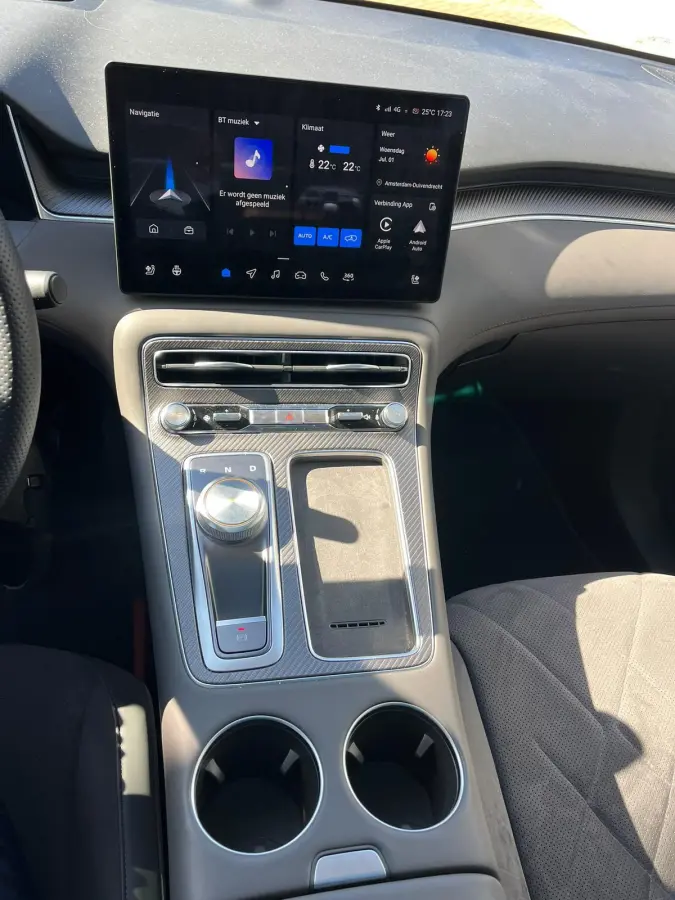 Luxury 4WD 77 kWh | 360 Camera | Led koplampen | CarPlay | Panoramadak | Stoel+ Stuurverwarming | Stoelventilatie |