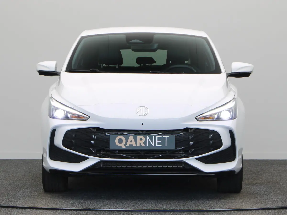 1.5 Luxury | Apple Carplay & Android Auto | Rondomzicht Camera | Stoel en Stuurwielverwarming |