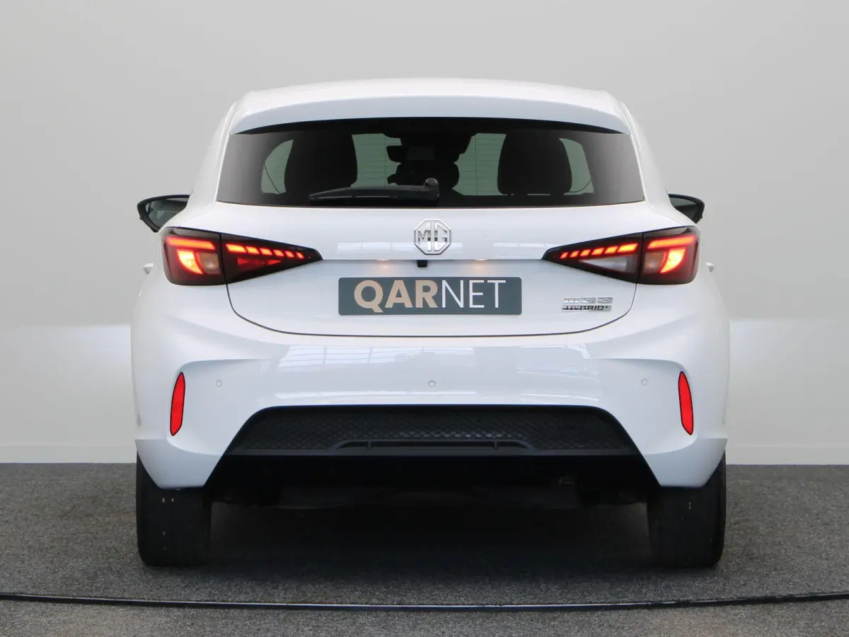 1.5 Luxury | Apple Carplay & Android Auto | Rondomzicht Camera | Stoel en Stuurwielverwarming |