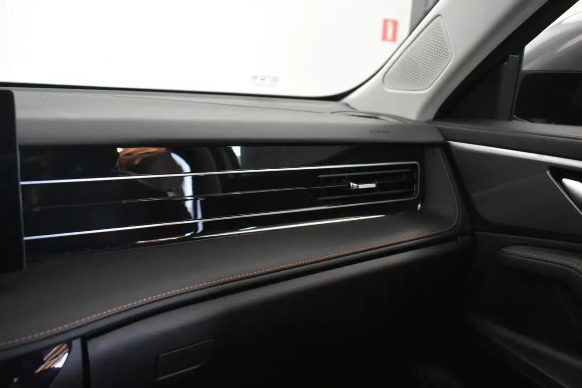 1.5 Luxury Nieuw! Vol Leder 360°Camera 100Km Elektrisch el aKlep+stoelen
