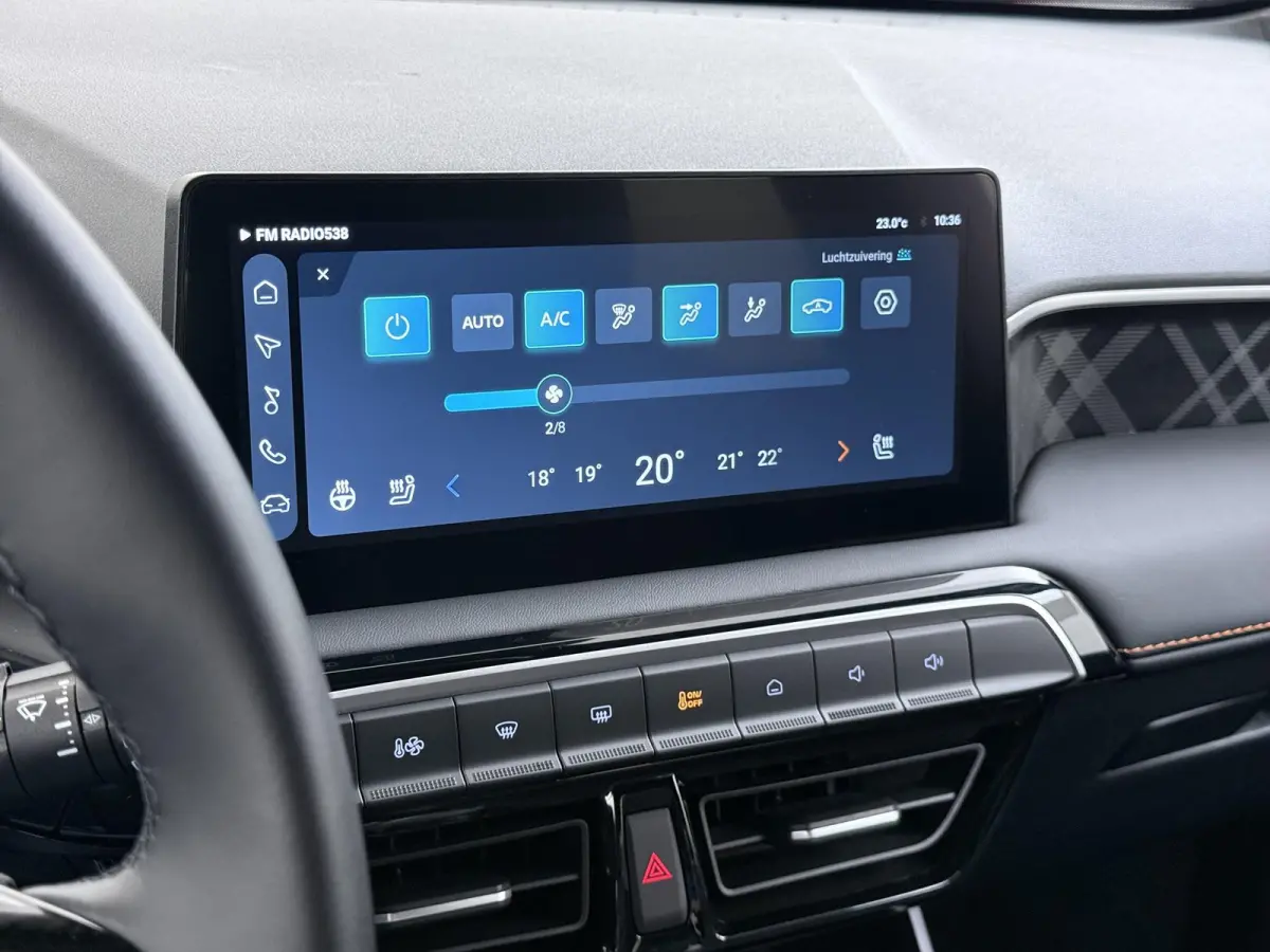 1.5 Hybrid+ Luxury VAN:22.900,- VOOR:19.877,- UW HERFSTVOORDEEL:3.023,- ONDERHOUD GEHAD BIJ DEALER, DIRECT LEVERBAAR | 7 JAAR MG FABRIEKS GARANTIE TM 02-2032 | STOEL + STUURVERWARMING | 360 