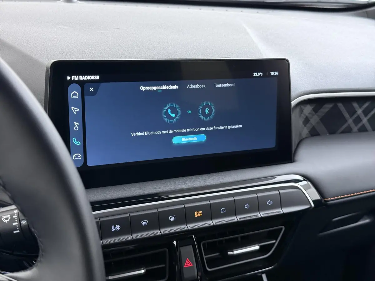 1.5 Hybrid+ Luxury VAN:22.900,- VOOR:19.877,- UW HERFSTVOORDEEL:3.023,- ONDERHOUD GEHAD BIJ DEALER, DIRECT LEVERBAAR | 7 JAAR MG FABRIEKS GARANTIE TM 02-2032 | STOEL + STUURVERWARMING | 360 