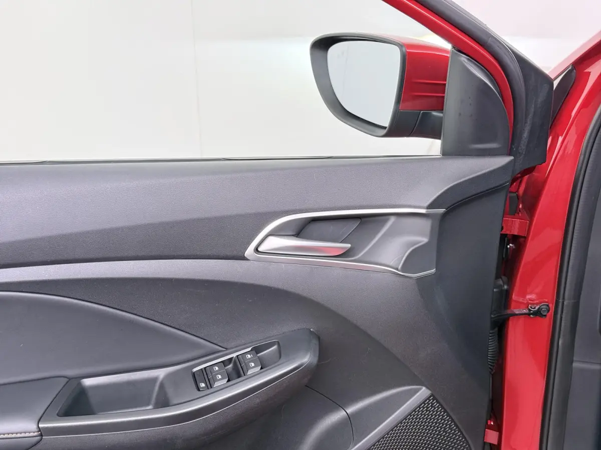 1.5 Hybrid+ Luxury VAN:22.900,- VOOR:19.877,- UW HERFSTVOORDEEL:3.023,- ONDERHOUD GEHAD BIJ DEALER, DIRECT LEVERBAAR | 7 JAAR MG FABRIEKS GARANTIE TM 02-2032 | STOEL + STUURVERWARMING | 360 