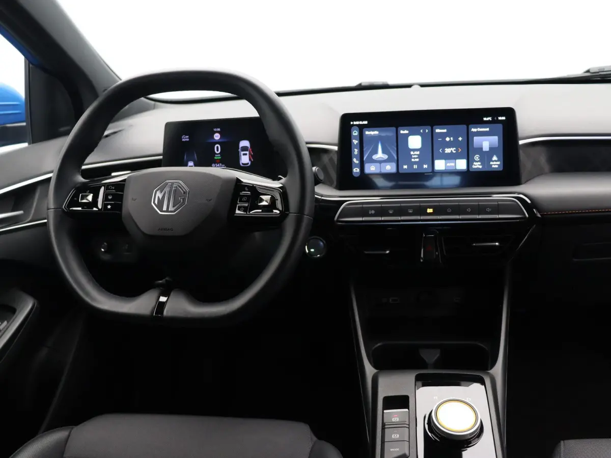 1.5 Luxury | Apple Carplay & Android Auto | Rondomzicht Camera | Stoel en Stuurwielverwarming |