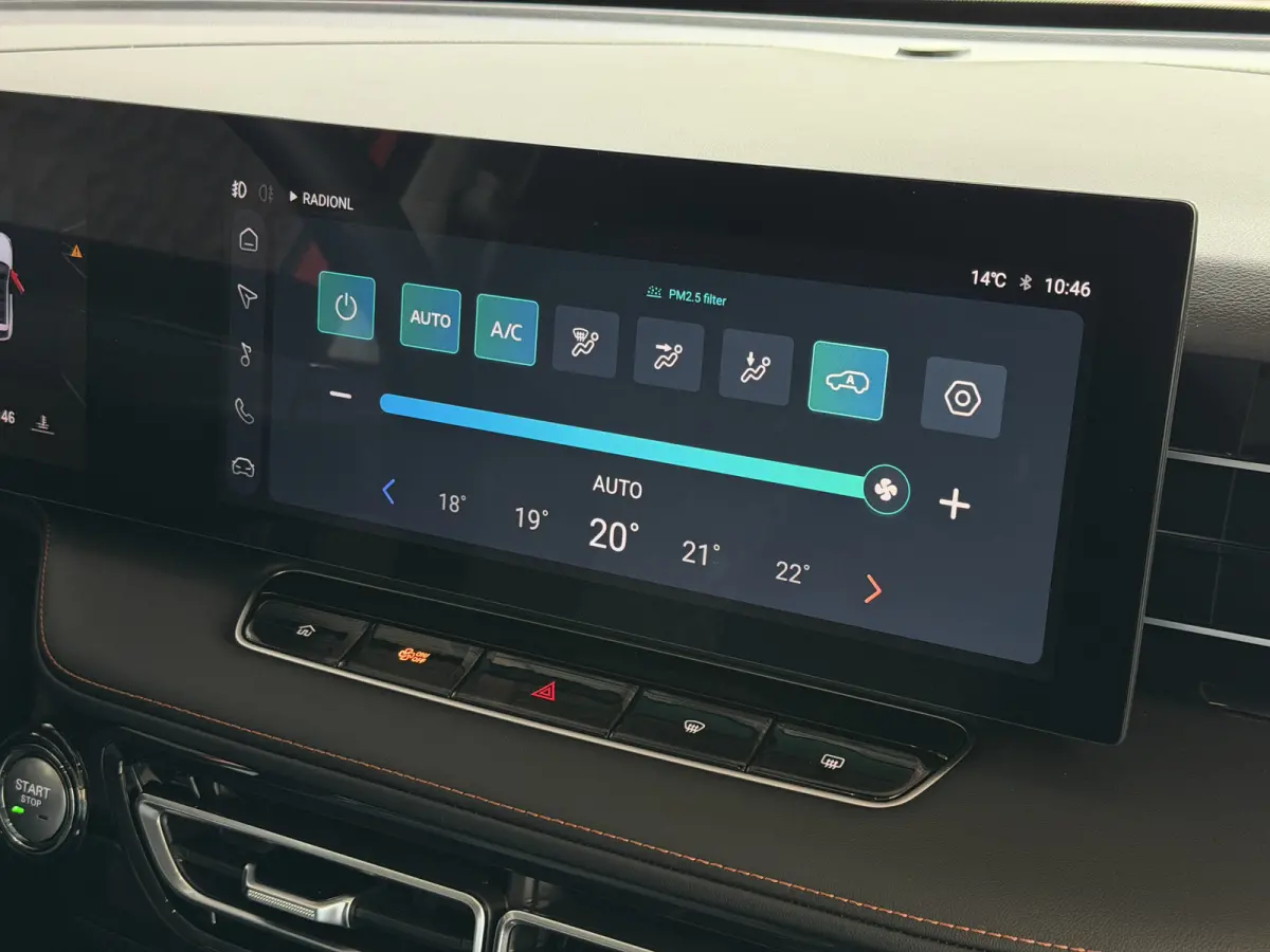 1.5 272PK 100KM ELEKTRISCH RIJDEN EN 900KM OP BENZINE ELEK/STOEL/KLEP CAMERA 19'LMV plug-in hybride