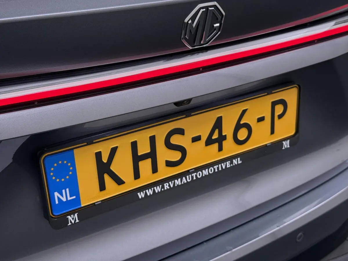 1.5 TGDI Luxury VAN: 39.900,- VOOR: 33.330,- UW HERFSTVOORDEEL: 6.570,- PLUG-IN HYBRIDE | 272PK NIEUWE AUTO | >1.000 KM TOTAAL BEREIK | 1E REGISTRATIE 03-2026 | 360° CAMERA | ELEKTRISCHE AC