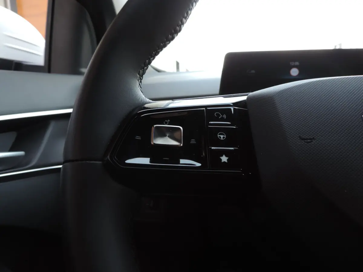 1.5 Hybrid+ Luxury AUTOMAAT 25.000km | NLauto | 1e Eig | ECC | 360Cam | Halfleer | LED kopl | Priv.glas | CarPlay