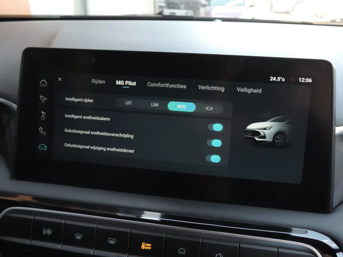 1.5 Hybrid+ Luxury AUTOMAAT 25.000km | NLauto | 1e Eig | ECC | 360Cam | Halfleer | LED kopl | Priv.glas | CarPlay