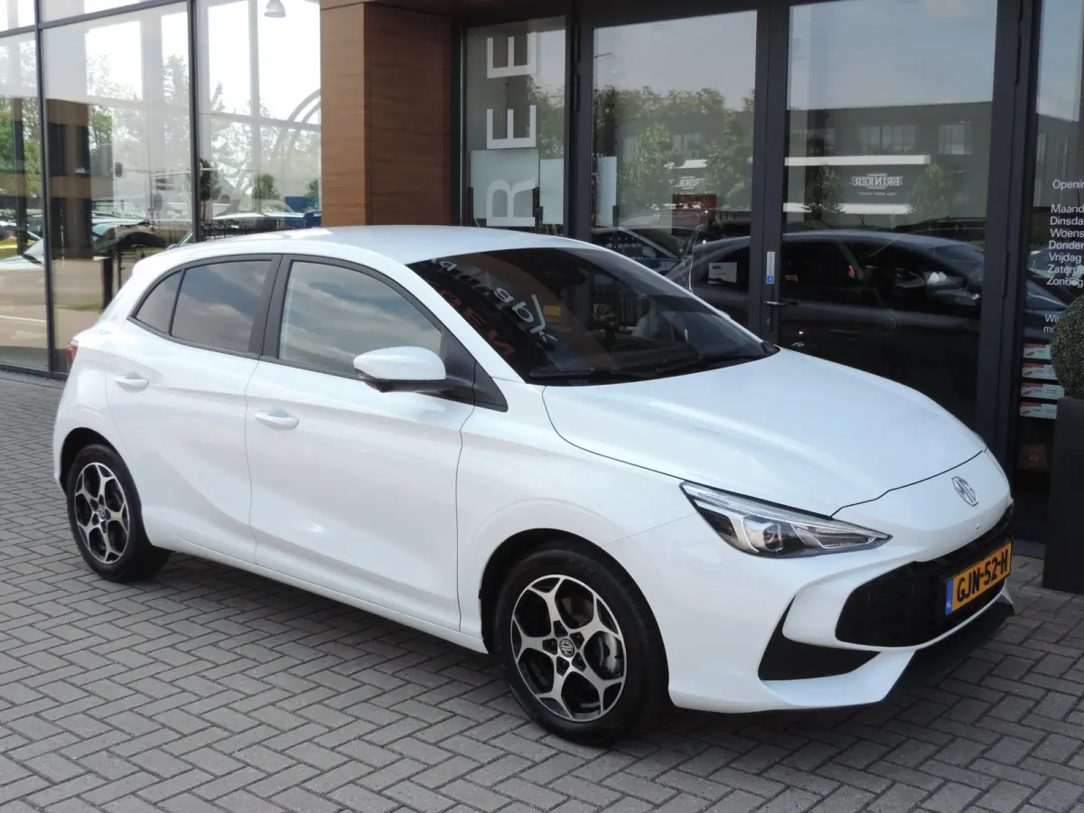 1.5 Hybrid+ Luxury AUTOMAAT 25.000km | NLauto | 1e Eig | ECC | 360Cam | Halfleer | LED kopl | Priv.glas | CarPlay
