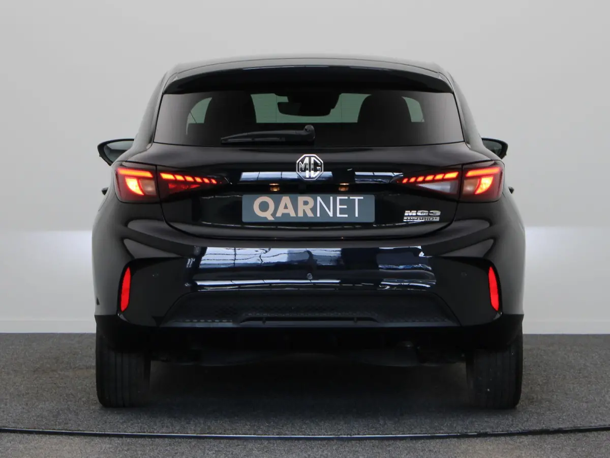 1.5 Luxury | Apple Carplay & Android Auto | Rondomzicht Camera | Stoel en Stuurwielverwarming |