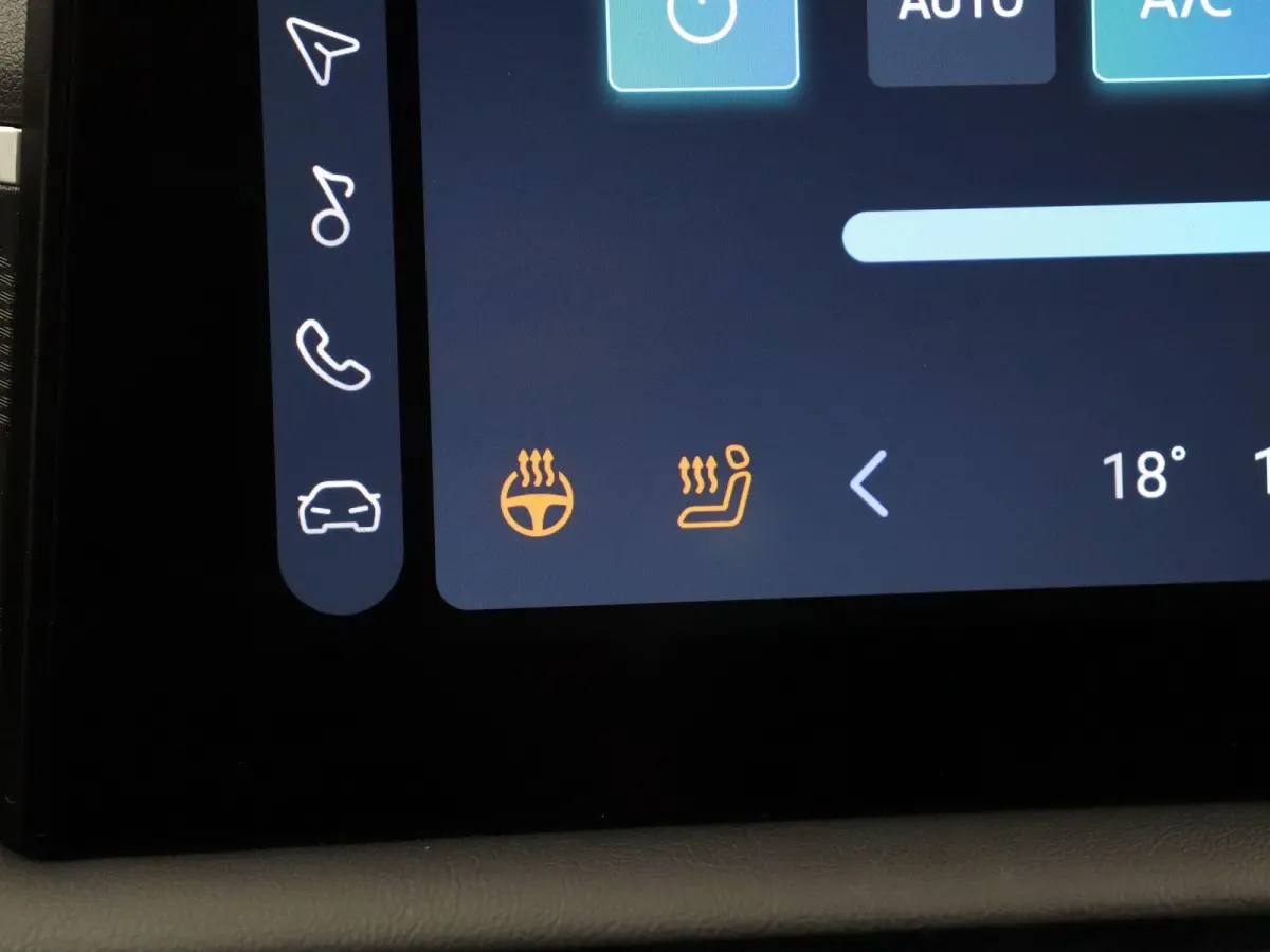1.5 Luxury | Apple Carplay & Android Auto | Rondomzicht Camera | Stoel en Stuurwielverwarming |