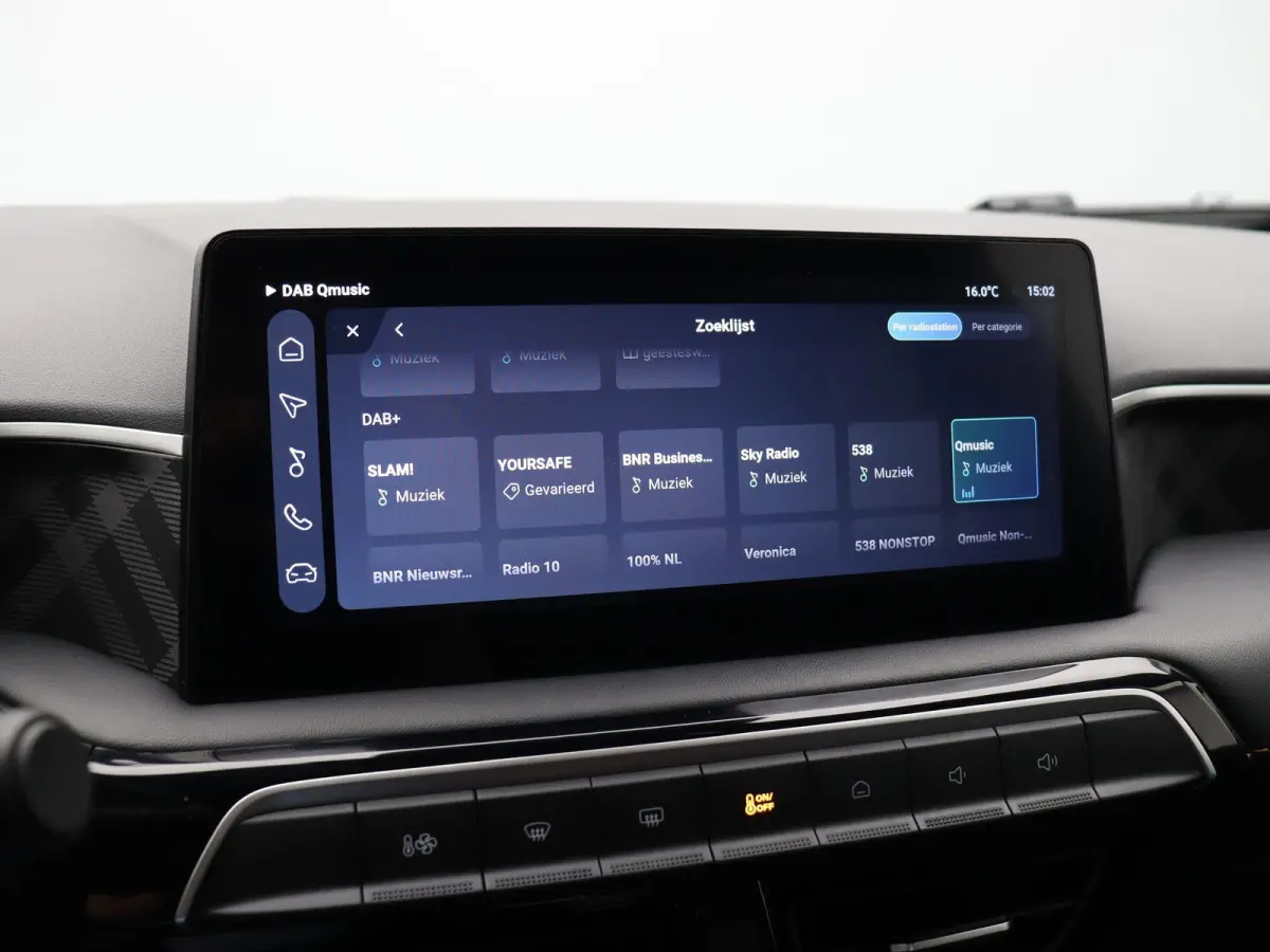 1.5 Luxury | Apple Carplay & Android Auto | Rondomzicht Camera | Stoel en Stuurwielverwarming |