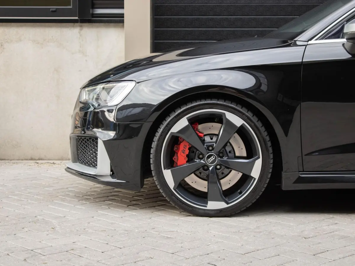 RS3 2.5 TFSI Quattro | PANO | LED | SCHAALSTOELEN | B&O | ROTOR | 5-CILINDER