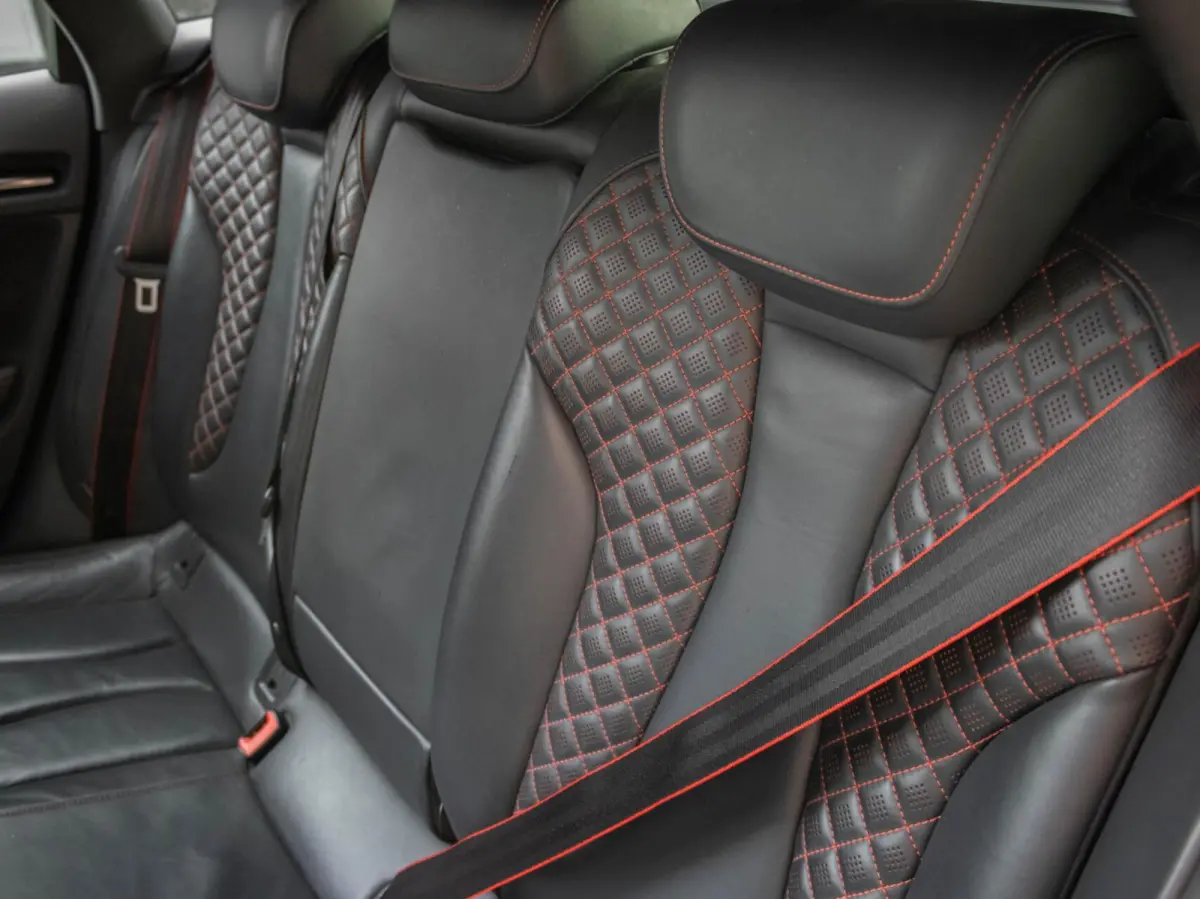 RS3 2.5 TFSI Quattro | PANO | LED | SCHAALSTOELEN | B&O | ROTOR | 5-CILINDER