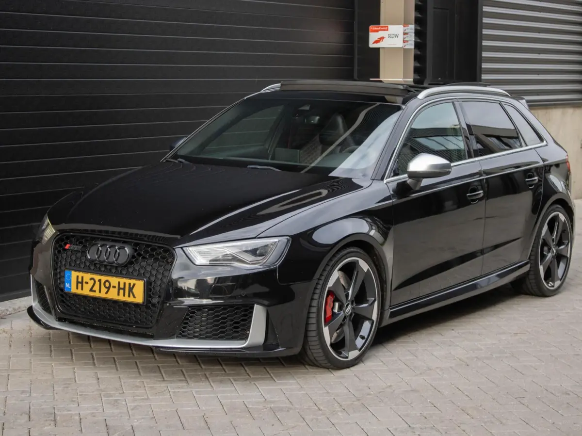 RS3 2.5 TFSI Quattro | PANO | LED | SCHAALSTOELEN | B&O | ROTOR | 5-CILINDER