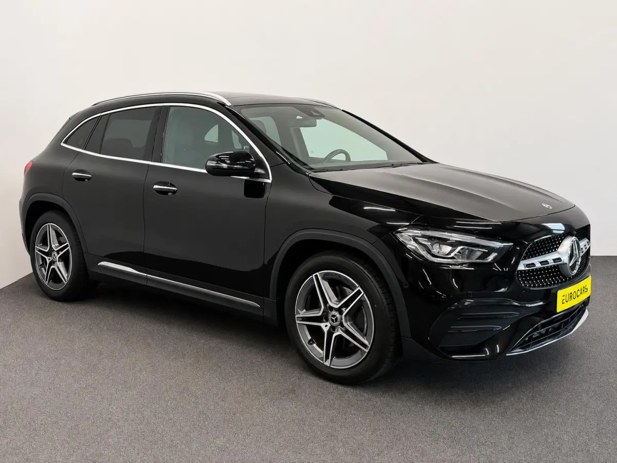 200 AMG Line Business Solution Automaat Panoramadak Camera Navigatie Stoelverwarming Ambient Lighting Carbon Interior Pack Keyles Entry