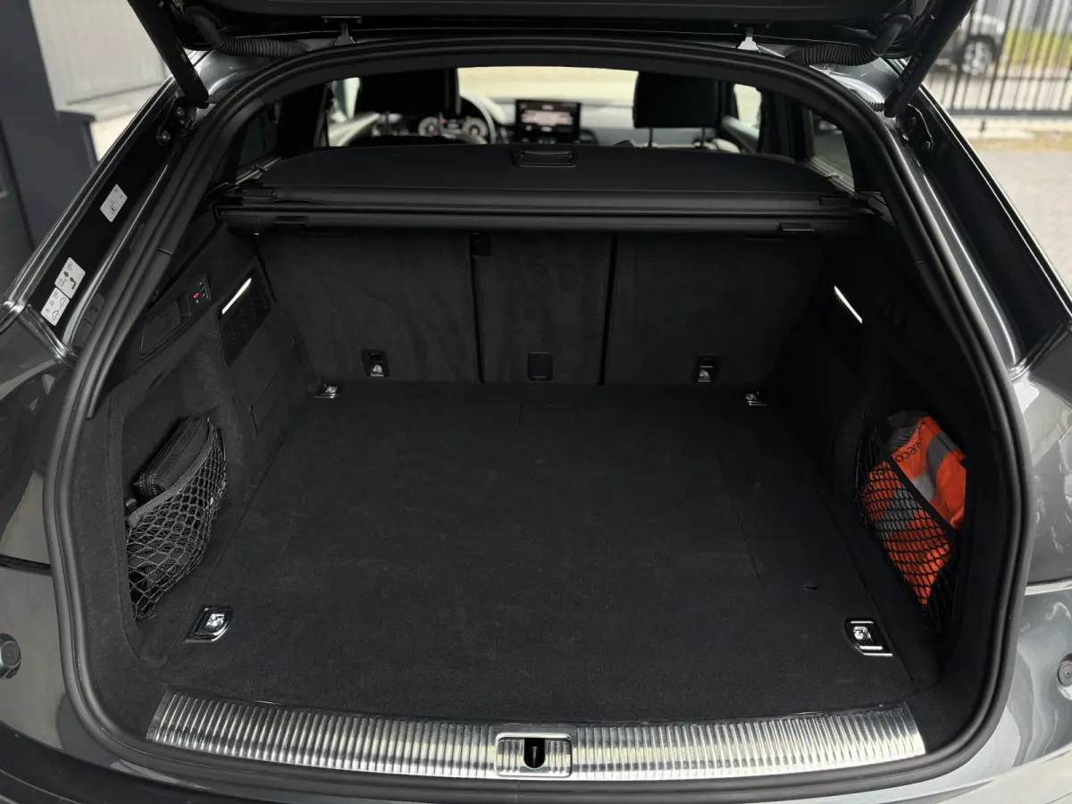 55 TFSI e S-line Luchtvering
