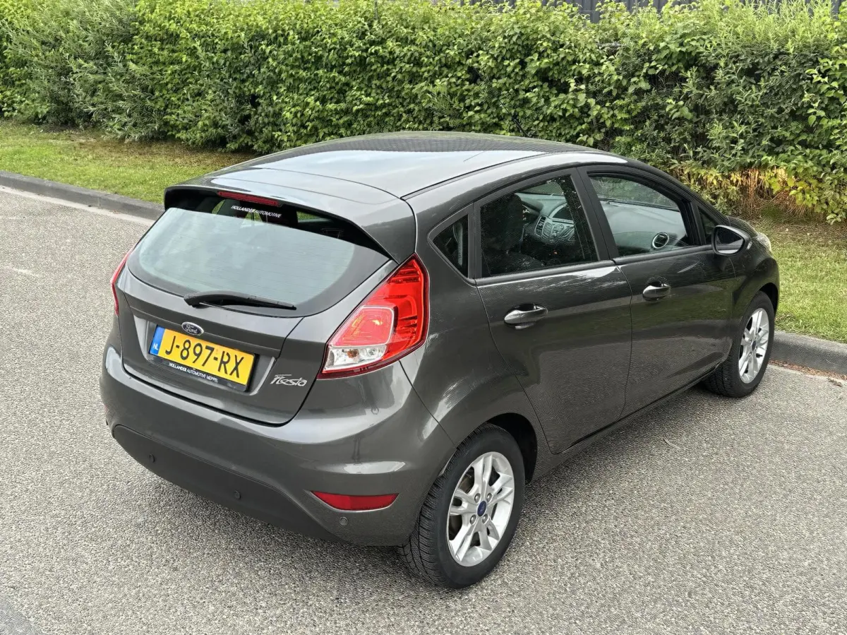 1.25 4-Cilinder, Park assist, Stoelverw, Airco
