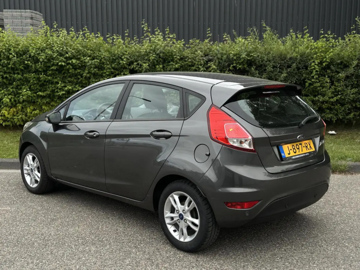 1.25 4-Cilinder, Park assist, Stoelverw, Airco