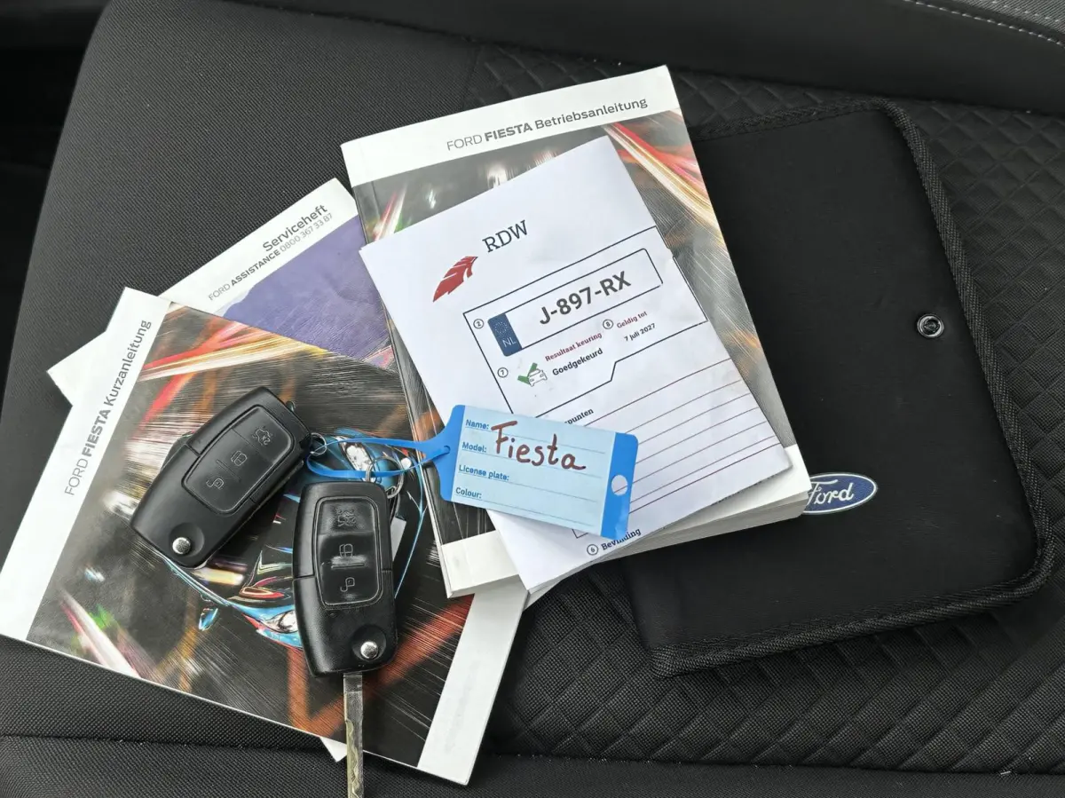 1.25 4-Cilinder, Park assist, Stoelverw, Airco