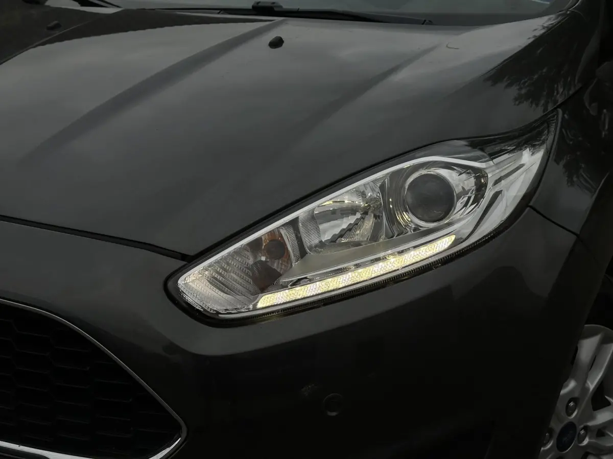 1.25 4-Cilinder, Park assist, Stoelverw, Airco
