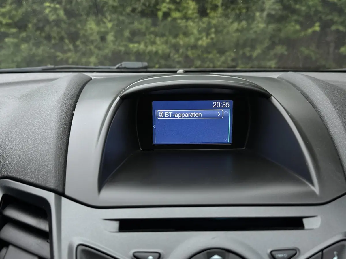1.25 4-Cilinder, Park assist, Stoelverw, Airco