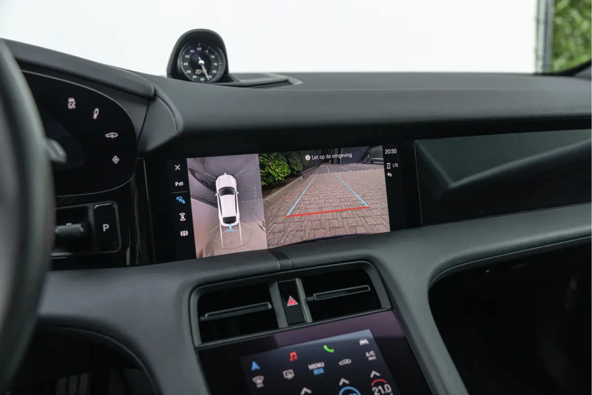 4 93 kWh Pano HuD PASM Bose 20'' Vossen Sport-Chrono