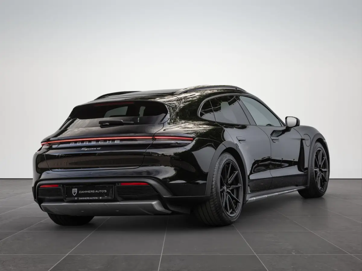 4 93 kWh Pano HuD PASM Bose 20'' Vossen Sport-Chrono