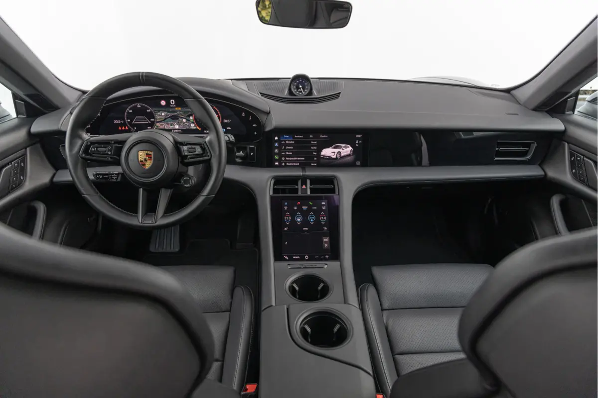 4 93 kWh Pano HuD PASM Bose 20'' Vossen Sport-Chrono