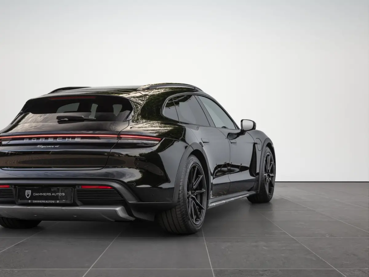 4 93 kWh Pano HuD PASM Bose 20'' Vossen Sport-Chrono