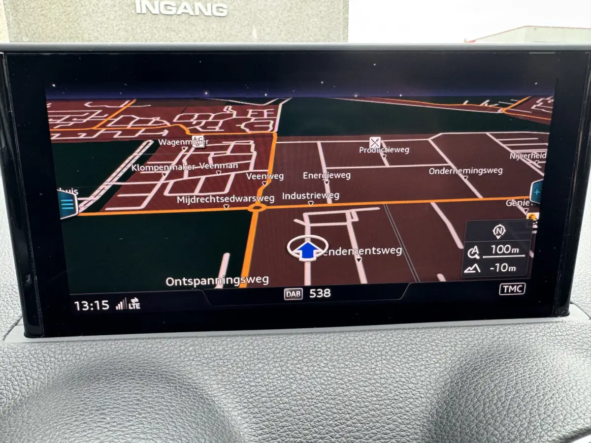 35 TFSI S-line Black Keyless