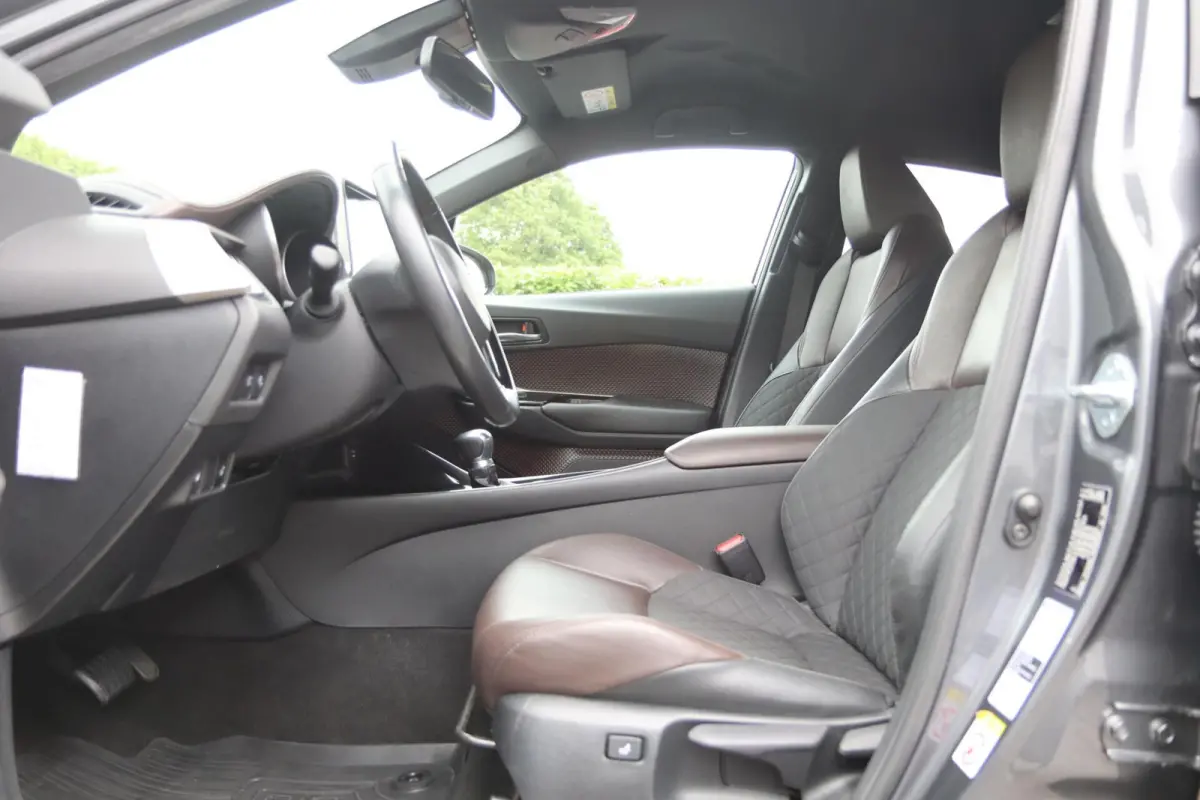 1.8 Hybrid Plus | CarPlay 📱 | Leder 🛋️ | ACC 🚗 | Trekhaak 🔗 | Camera 📸 | Stoel- & Stuurverwarming 🔥