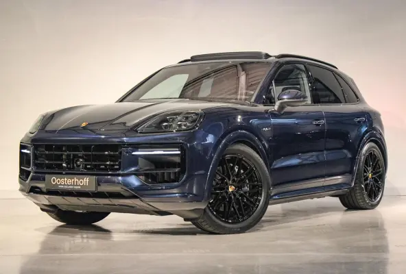 3.0 E-Hybrid Sport Design/Chrono | PANO