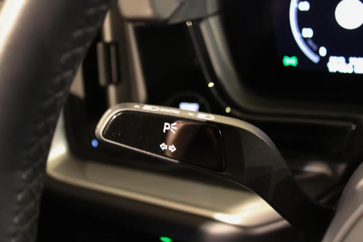 3.0 E-Hybrid Sport Design/Chrono | PANO