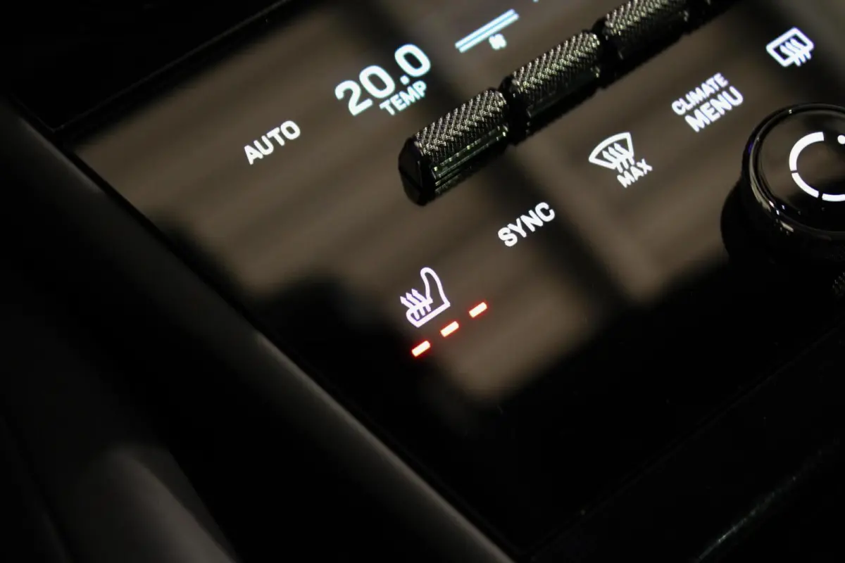 3.0 E-Hybrid Sport Design/Chrono | PANO