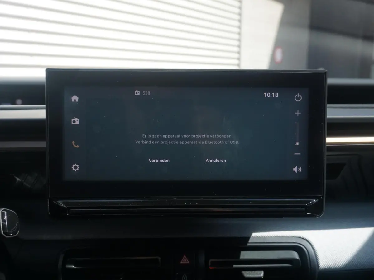 1.2 Hybrid 145pk Plus Climate control