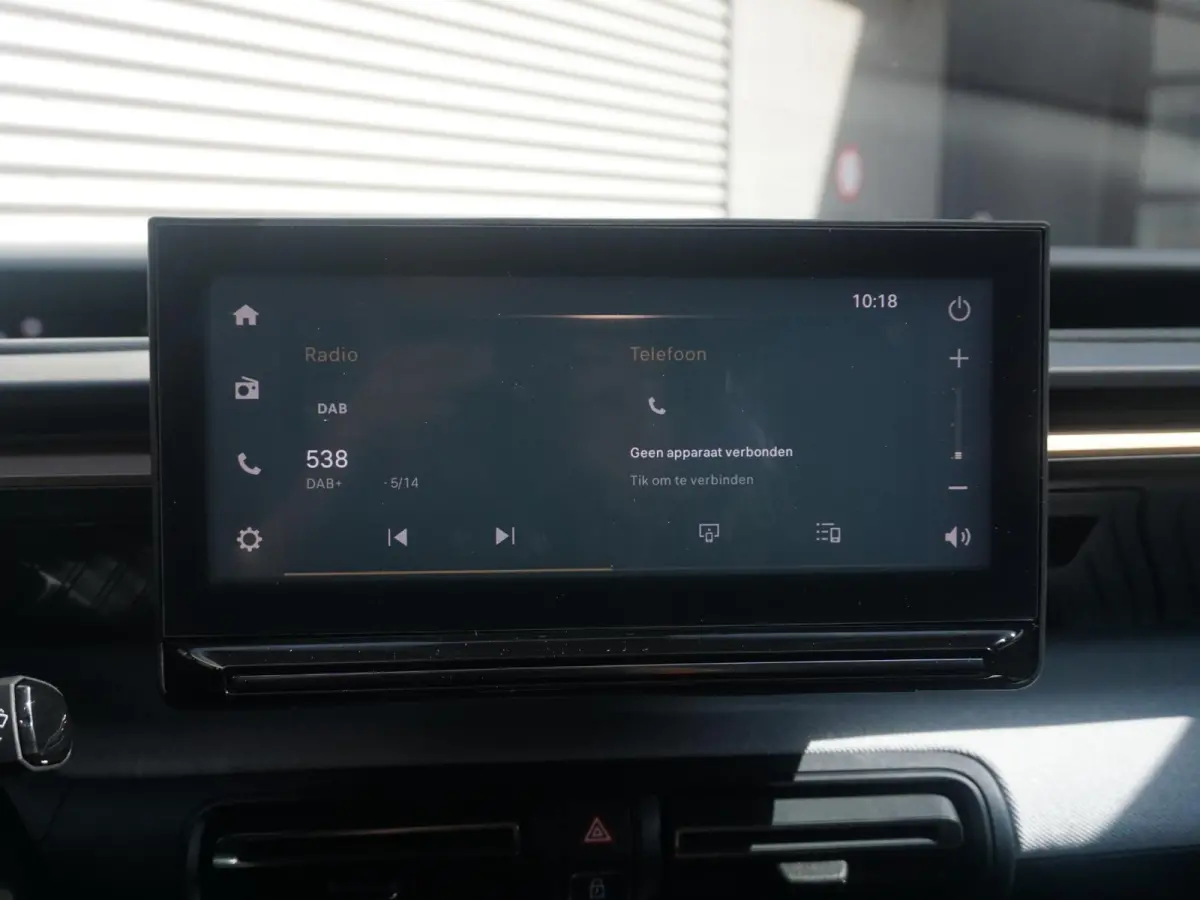 1.2 Hybrid 145pk Plus Climate control