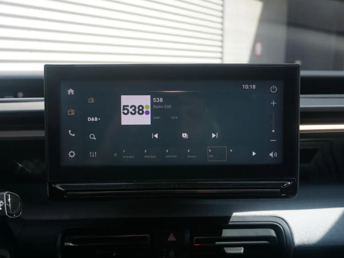 1.2 Hybrid 145pk Plus Climate control