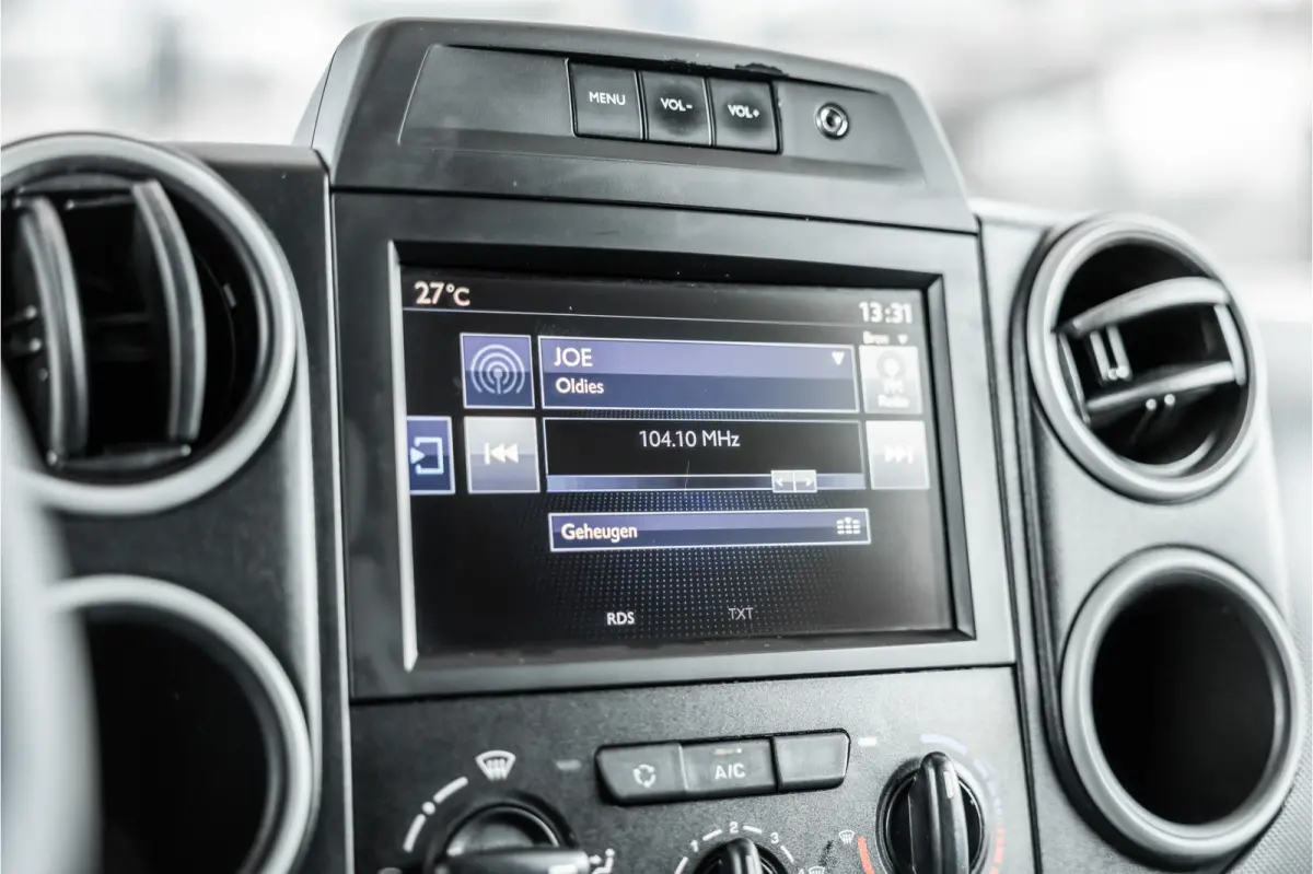 120 1.6 BlueHDi | Trekhaak | Imperiaal | Airco | Navigatie | CarPlay | Euro 6 | Nieuwe APK | Orig. NL Auto