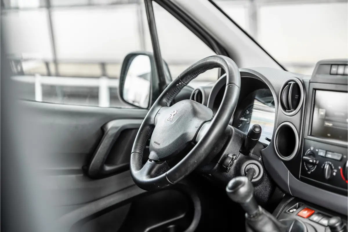 120 1.6 BlueHDi | Trekhaak | Imperiaal | Airco | Navigatie | CarPlay | Euro 6 | Nieuwe APK | Orig. NL Auto