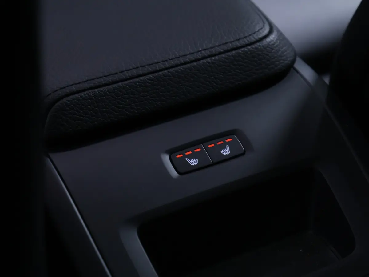 2.0 T6 Plug-in hybrid AWD Inscription Exclusive [SOH 100%, TREKHAAK UITKLAPBAAR, SCHUIFDAK, HARMAN/KARDON, HEAD-UP, 360° CAMERA, APPLE CARPLAY, ANDROID AUTO, MEMORY SEATS, STUURVERWARMING, 
