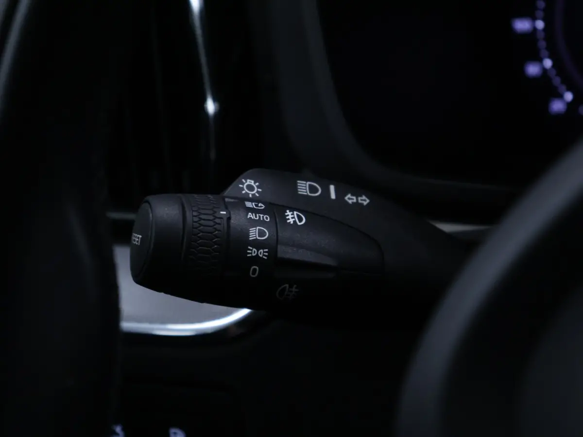 2.0 T6 Plug-in hybrid AWD Inscription Exclusive [SOH 100%, TREKHAAK UITKLAPBAAR, SCHUIFDAK, HARMAN/KARDON, HEAD-UP, 360° CAMERA, APPLE CARPLAY, ANDROID AUTO, MEMORY SEATS, STUURVERWARMING, 