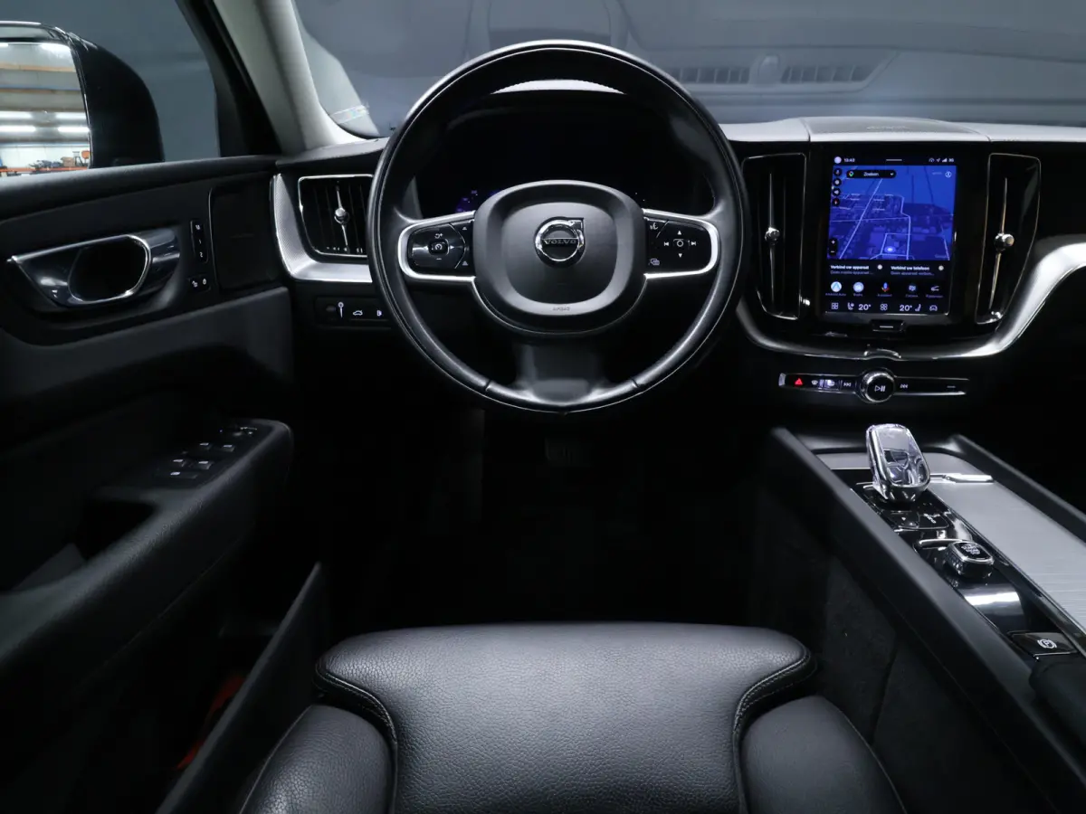 2.0 T6 Plug-in hybrid AWD Inscription Exclusive [SOH 100%, TREKHAAK UITKLAPBAAR, SCHUIFDAK, HARMAN/KARDON, HEAD-UP, 360° CAMERA, APPLE CARPLAY, ANDROID AUTO, MEMORY SEATS, STUURVERWARMING, 