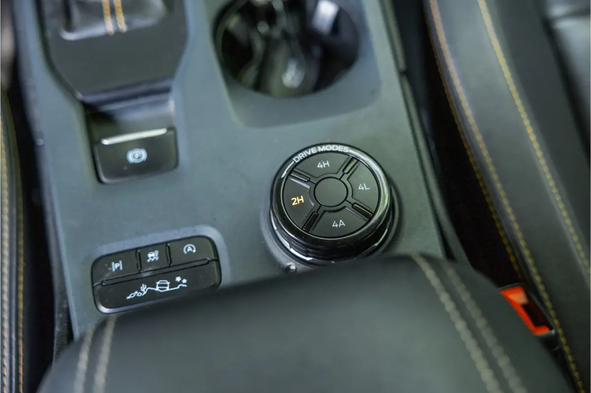 2.0 EcoBlue Wildtrak | Grijs kenteken | ACC | 360 Camera | Bang & Olufsen | Dodehoek detector | Trekhaak | Stoelverwarming | CarPlay | Navigatie | Nieuwe APK