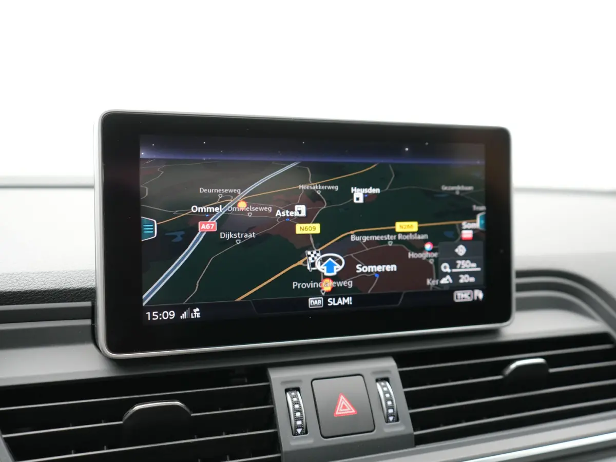 50 TFSI e Quattro S Line PHEV 300pk Dealer O.H. | Trekhaak Af Fabriek | Luchtvering | Alcantara Sportstoelen Verwarmd | Cruise Control | Navigatie Plus | DAB | LED Koplampen | 18"L.M | Plug 