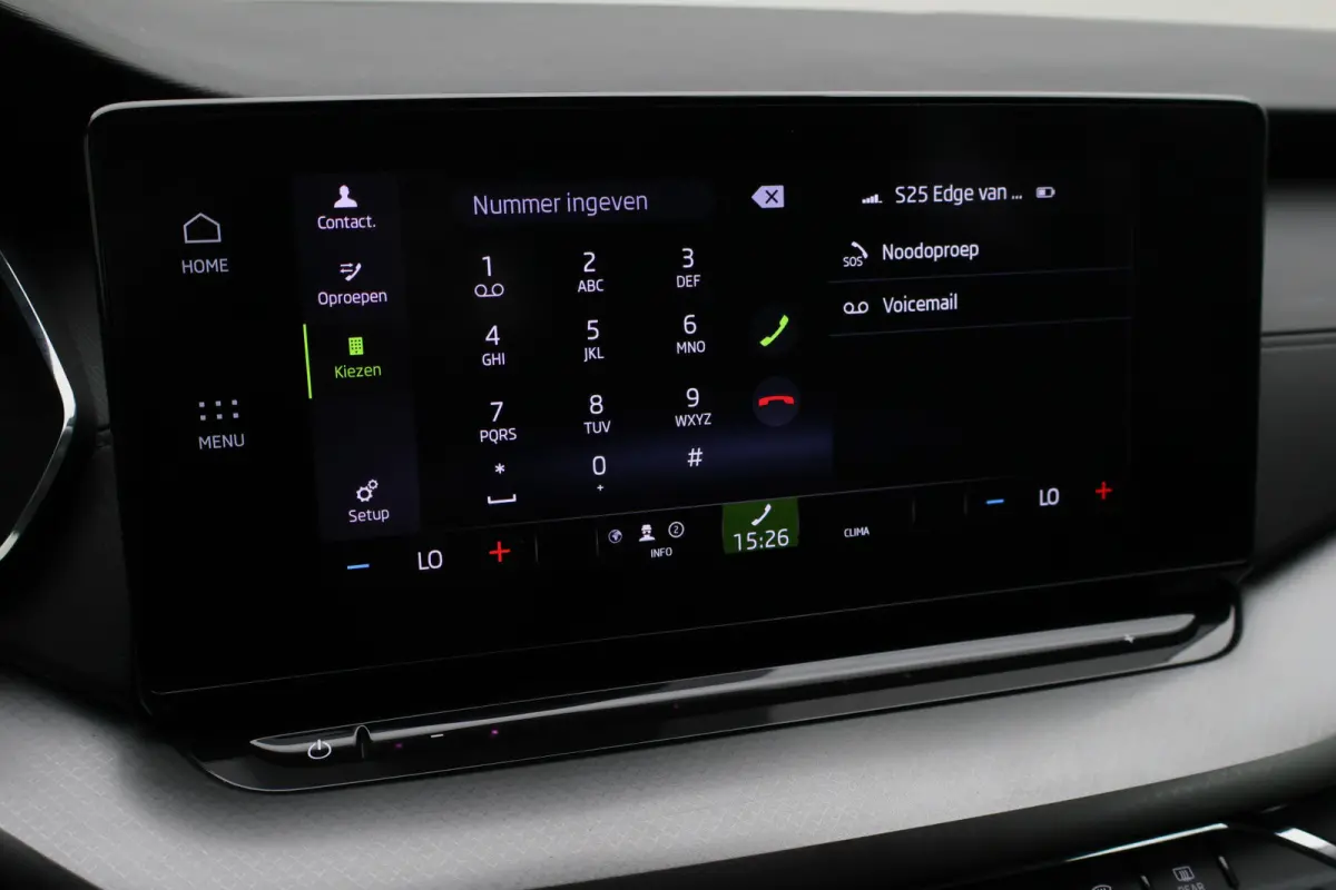1.0 e-TSI DSG Business Edition Virtual Cockpit, Cruise, Apple Carplay, Rijstrooksensor, LED, DAB, PDC, 16''
