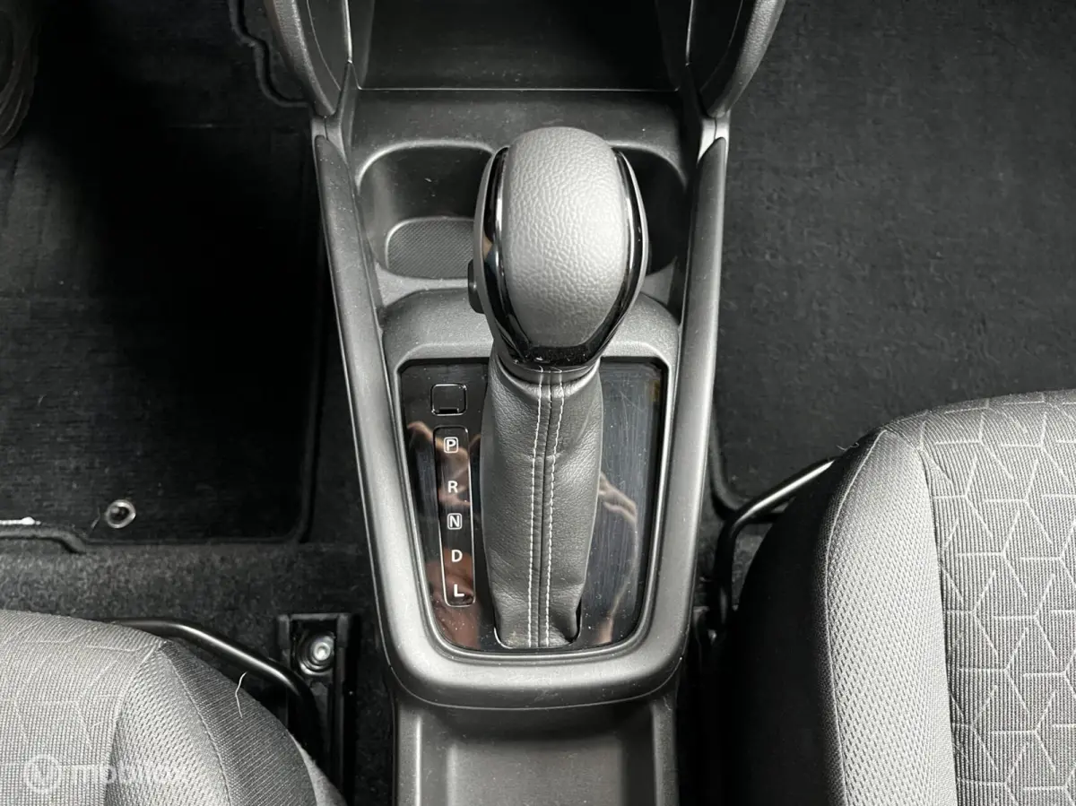 1.2i Smart Hybrid AUTOMAAT/NAVI/CAMERA