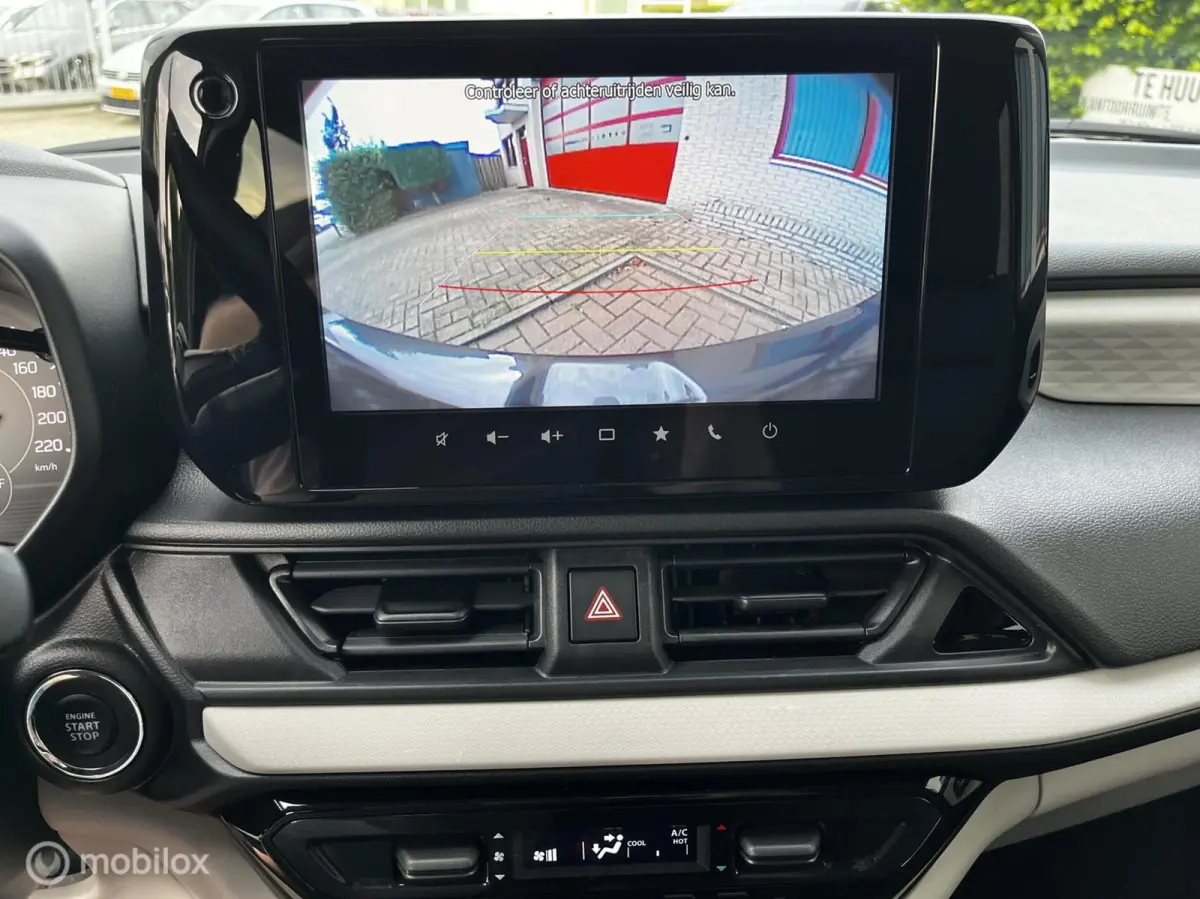 1.2i Smart Hybrid AUTOMAAT/NAVI/CAMERA